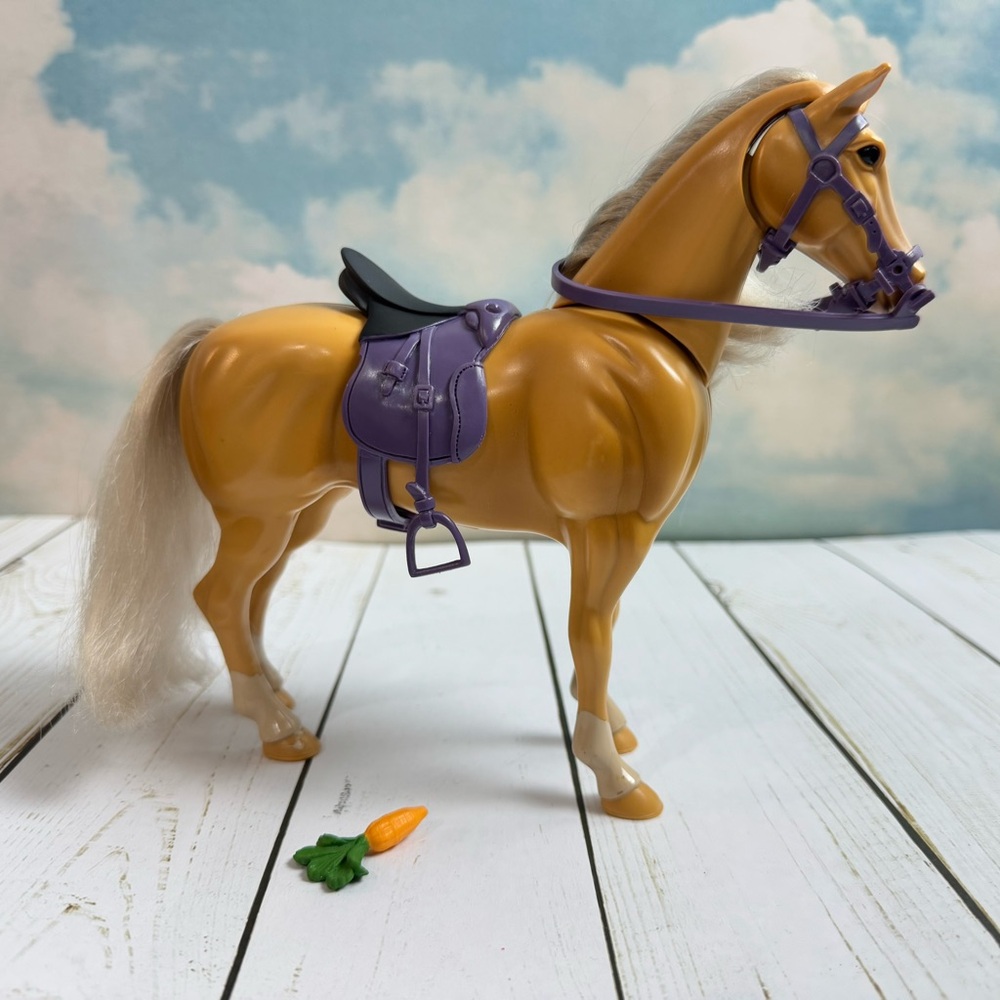 Toy Horse Blue Box